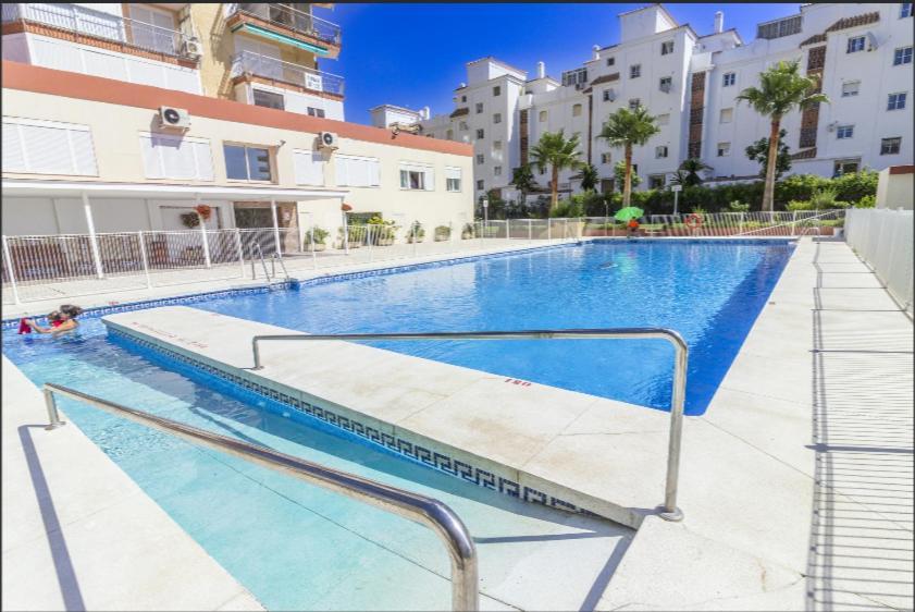 Apartamento En Benalmadena, Primera Linea De Playa Extérieur photo